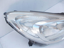 Laden Sie das Bild in den Galerie-Viewer, Frontscheinwerfer Opel Corsa D 13432890 90043922 Ein Satz Scheinwerfer Headlight SCH3062872162tu