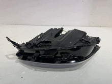 Laden Sie das Bild in den Galerie-Viewer, Frontscheinwerfer VW 14B941036B Rechts Scheinwerfer Headlight SCH3067830032fy