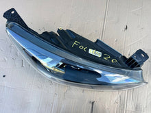 Load image into Gallery viewer, Frontscheinwerfer Ford Focus MX7B-13E014-EB Rechts Scheinwerfer Headlight SCH3077842095yf