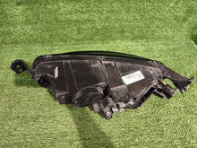 Laden Sie das Bild in den Galerie-Viewer, Frontscheinwerfer Citroën C4 Picasso II 9677217280 Rechts Scheinwerfer Headlight SCH3078217955va