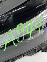 Laden Sie das Bild in den Galerie-Viewer, Frontscheinwerfer Volvo Xc60 32420430 Links Scheinwerfer Headlight SCH3081618686jb