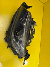 Laden Sie das Bild in den Galerie-Viewer, Frontscheinwerfer BMW 3 E91 E90 7161671 Xenon Links Scheinwerfer Headlight SCH3081877799kq