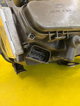 Laden Sie das Bild in den Galerie-Viewer, Frontscheinwerfer BMW 3 E91 E90 7161671 Xenon Links Scheinwerfer Headlight SCH3081877799kq