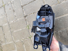 Laden Sie das Bild in den Galerie-Viewer, Frontscheinwerfer Renault 89207815 Rechts Scheinwerfer Headlight SCH3083085007nl
