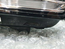 Laden Sie das Bild in den Galerie-Viewer, Frontscheinwerfer VW T-Roc 2GA941035AD 2GA941036AK Ein Satz Headlight SCH3087977655gf