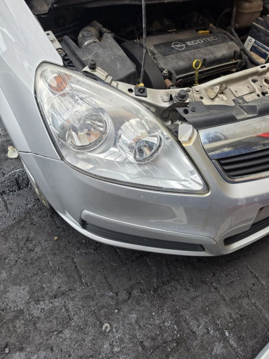 Frontscheinwerfer Opel Zafira B 423432546 Ein Satz Scheinwerfer Headlight SCH3093651908tu