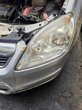Laden Sie das Bild in den Galerie-Viewer, Frontscheinwerfer Opel Zafira B 423432546 Ein Satz Scheinwerfer Headlight SCH3093651908tu