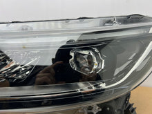 Load image into Gallery viewer, Frontscheinwerfer Nissan Qashqai II J11 100-19011 Links Scheinwerfer Headlight SCH3096274977ar