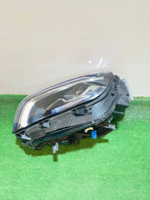 Laden Sie das Bild in den Galerie-Viewer, Frontscheinwerfer Mercedes-Benz W247 A2479068901 LED Links Headlight SCH3101181917de