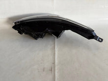 Laden Sie das Bild in den Galerie-Viewer, Frontscheinwerfer Kia Ceed 92102-J7500 LED Rechts Scheinwerfer Headlight SCH3101783199yd