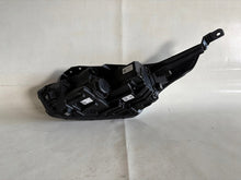 Laden Sie das Bild in den Galerie-Viewer, Frontscheinwerfer Kia Ceed 92102-J7500 LED Rechts Scheinwerfer Headlight SCH3101783199yd