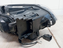 Laden Sie das Bild in den Galerie-Viewer, Frontscheinwerfer Volvo Xc60 I 31420249 LED Links Scheinwerfer Headlight SCH3104077533pz