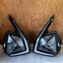 Load image into Gallery viewer, Frontscheinwerfer Kia Sportage V 92101R2000 LED Ein Satz Scheinwerfer Headlight SCH3104813605gm