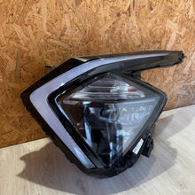 Load image into Gallery viewer, Frontscheinwerfer Kia Sportage V 92101R2000 LED Ein Satz Scheinwerfer Headlight SCH3104813605gm