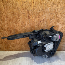 Load image into Gallery viewer, Frontscheinwerfer Kia Sportage V 92101R2000 LED Ein Satz Scheinwerfer Headlight SCH3104813605gm