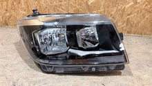 Load image into Gallery viewer, Frontscheinwerfer Man Tge Crafter 7C1941006 Rechts Scheinwerfer Headlight SCH3109624261qu