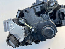 Laden Sie das Bild in den Galerie-Viewer, Frontscheinwerfer Skoda Superb 3P1941016 LED Rechts Scheinwerfer Headlight SCH3110796966fc