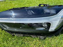 Laden Sie das Bild in den Galerie-Viewer, Frontscheinwerfer Volvo Xc60 II 32338984 LED Links Scheinwerfer Headlight SCH3112074729ya