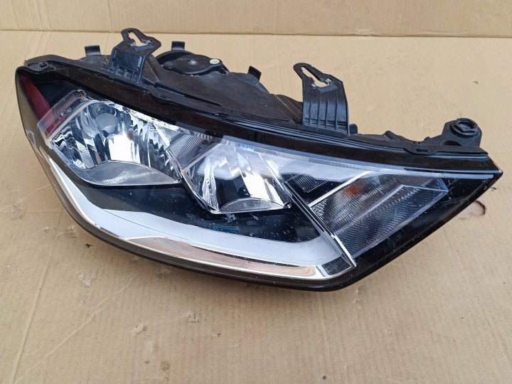 Frontscheinwerfer Audi 82A941004 Rechts Scheinwerfer Headlight SCH3117111120dl