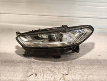 Load image into Gallery viewer, Frontscheinwerfer Ford Mondeo ES73-13D155-AC LED Links Scheinwerfer Headlight SCH3124136705kr