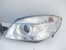 Laden Sie das Bild in den Galerie-Viewer, Frontscheinwerfer Skoda Fabia I 24783200 Ein Satz Scheinwerfer Headlight SCH3130310800qf