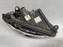 Laden Sie das Bild in den Galerie-Viewer, Frontscheinwerfer Mercedes-Benz W205 A2059063204 LED Rechts Headlight SCH3132101156px