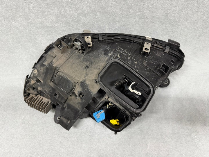 Frontscheinwerfer Mercedes-Benz W205 A2059063204 LED Rechts Headlight SCH3132101156px