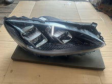 Laden Sie das Bild in den Galerie-Viewer, Frontscheinwerfer Ford Kuga III LV4B13E014AG 9018783107A6 Rechts Headlight SCH3139419100hl