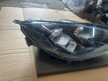 Laden Sie das Bild in den Galerie-Viewer, Frontscheinwerfer Ford Kuga III LV4B13E014AG 9018783107A6 Rechts Headlight SCH3139419100hl