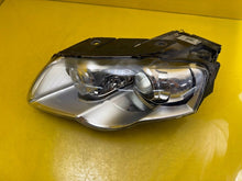 Load image into Gallery viewer, Frontscheinwerfer VW Passat 3C0941751G Xenon Links Scheinwerfer Headlight SCH3143427301ub