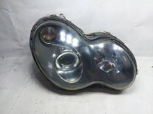 Laden Sie das Bild in den Galerie-Viewer, Frontscheinwerfer Mercedes-Benz W203 155761KAS Rechts Scheinwerfer Headlight SCH3145972603xv