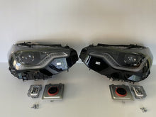 Laden Sie das Bild in den Galerie-Viewer, Frontscheinwerfer BMW 2 G42 8083636 8083635 Ein Satz Scheinwerfer Headlight SCH3146108826bt