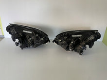 Laden Sie das Bild in den Galerie-Viewer, Frontscheinwerfer BMW 2 G42 8083636 8083635 Ein Satz Scheinwerfer Headlight SCH3146108826bt