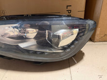 Load image into Gallery viewer, Frontscheinwerfer VW Touran Caddy 1T1941751 Links Scheinwerfer Headlight SCH3147300408dw