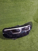 Laden Sie das Bild in den Galerie-Viewer, Frontscheinwerfer Ford Kuga CSC28143 Links Scheinwerfer Headlight SCH3148299695at