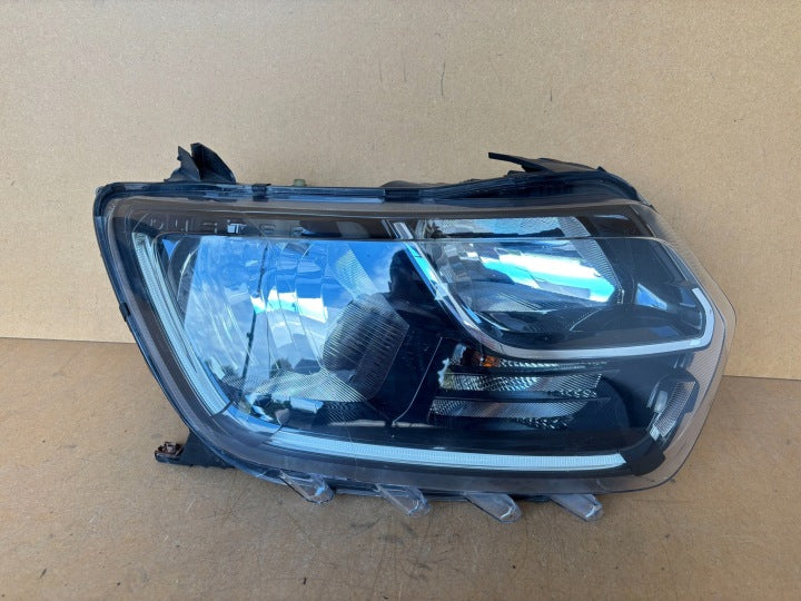 Frontscheinwerfer Dacia Duster 260101133R Rechts Scheinwerfer Headlight SCH3148941220ss