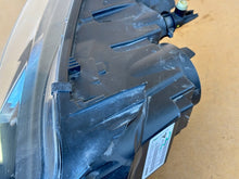 Load image into Gallery viewer, Frontscheinwerfer Dacia Duster 260101133R Rechts Scheinwerfer Headlight SCH3148941220ss