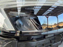 Load image into Gallery viewer, Frontscheinwerfer Volvo Xc40 32338909 Rechts Scheinwerfer Headlight SCH3151363751gy