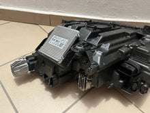 Load image into Gallery viewer, Frontscheinwerfer Skoda Octavia IV 5E4941016B Full LED Rechts Headlight SCH3154696463mg