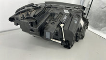 Laden Sie das Bild in den Galerie-Viewer, Frontscheinwerfer Mercedes-Benz W213 A2139066501 LED Links Headlight SCH3157264528db
