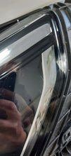 Laden Sie das Bild in den Galerie-Viewer, Frontscheinwerfer Audi Q3 83A941035 Full LED Links Scheinwerfer Headlight SCH3161939383fq