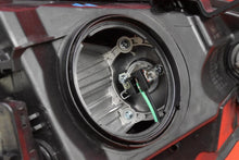 Load image into Gallery viewer, Frontscheinwerfer Kia Rio III 92101-1W Links Scheinwerfer Headlight SCH3171543924kk