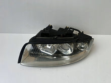 Load image into Gallery viewer, Frontscheinwerfer Audi A4 B6 8E0941003S Links Scheinwerfer Headlight SCH3173326159bw