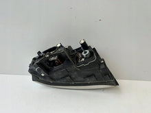 Load image into Gallery viewer, Frontscheinwerfer Audi A4 B6 8E0941003S Links Scheinwerfer Headlight SCH3173326159bw