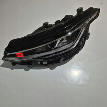 Load image into Gallery viewer, Frontscheinwerfer VW Golf VIII 5H1941005A LED Links Scheinwerfer Headlight SCH3173818934si