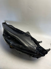 Laden Sie das Bild in den Galerie-Viewer, Frontscheinwerfer Nissan Qashqai III J12 1008D02G Rechts Scheinwerfer Headlight SCH3174986078ia