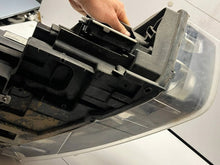 Load image into Gallery viewer, Frontscheinwerfer Audi Q3 8U0941005A Links Scheinwerfer Headlight SCH3176760502vr
