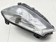 Laden Sie das Bild in den Galerie-Viewer, Frontscheinwerfer Mercedes-Benz A1768200361 Links Scheinwerfer Headlight SCH3178583746vk