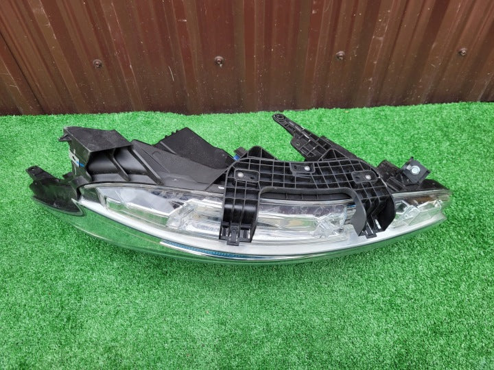 Frontscheinwerfer Nissan I 334-01 Links Scheinwerfer Headlight SCH3179912818dv