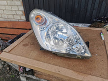 Laden Sie das Bild in den Galerie-Viewer, Frontscheinwerfer Suzuki Splash 89317081 Rechts Scheinwerfer Headlight SCH3183332743eo